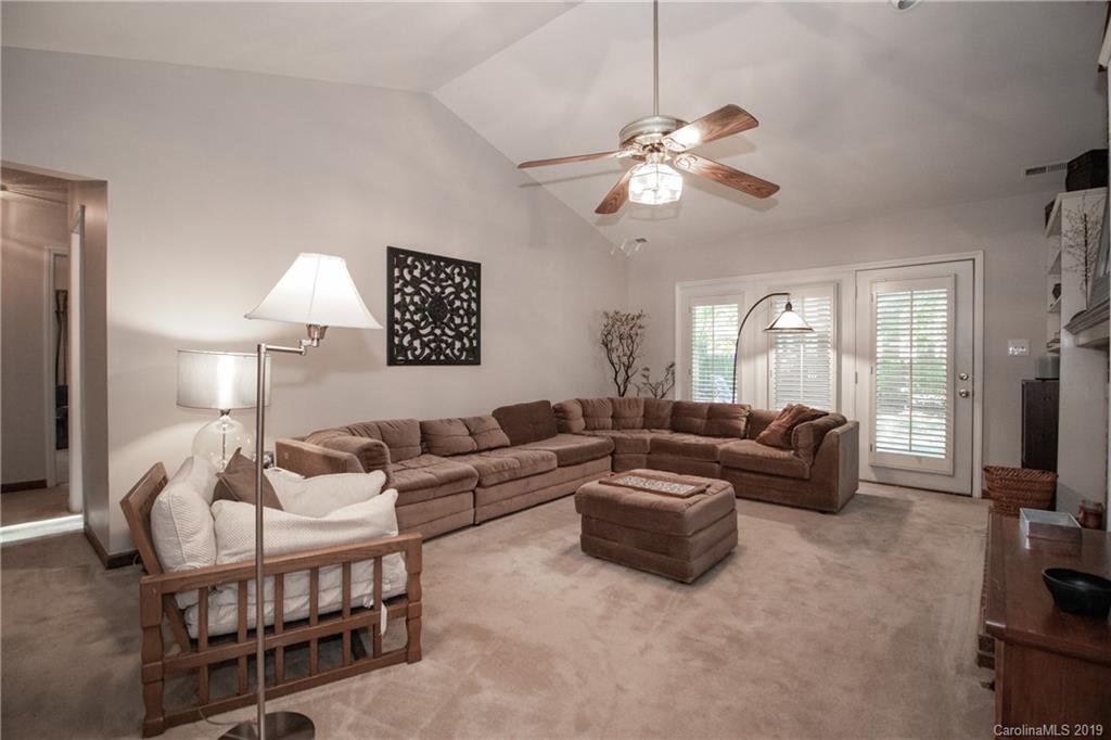 5024 Mount Holly Huntersville Road Charlotte NC 28216