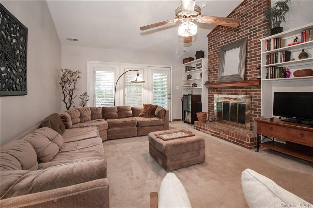 5024 Mount Holly Huntersville Road Charlotte NC 28216