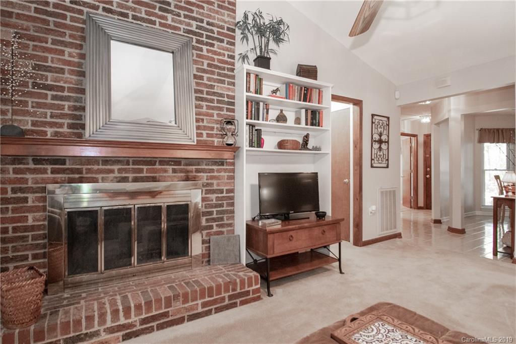 5024 Mount Holly Huntersville Road Charlotte NC 28216