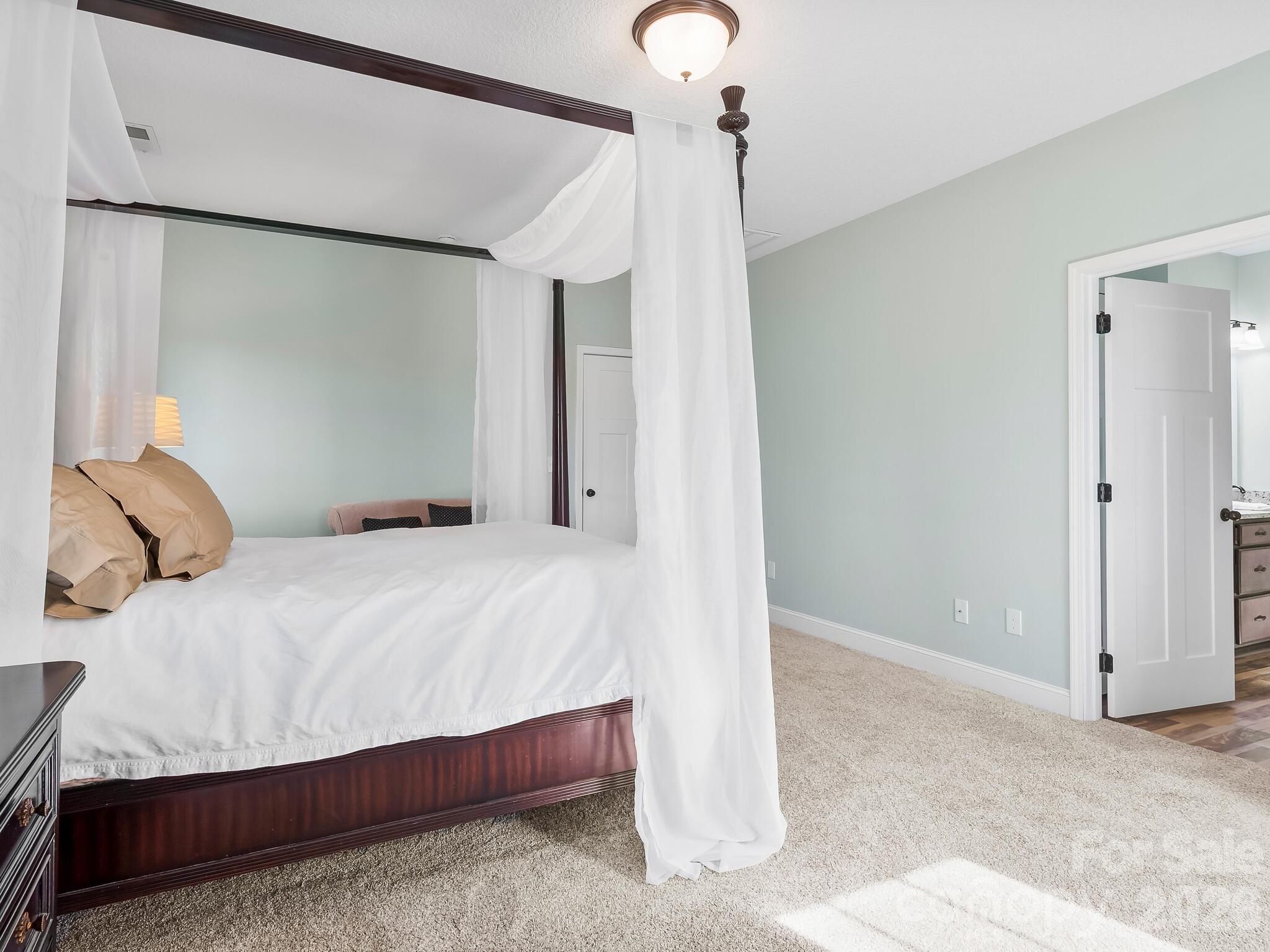 76 Ledgestone Drive Fairview NC 28730