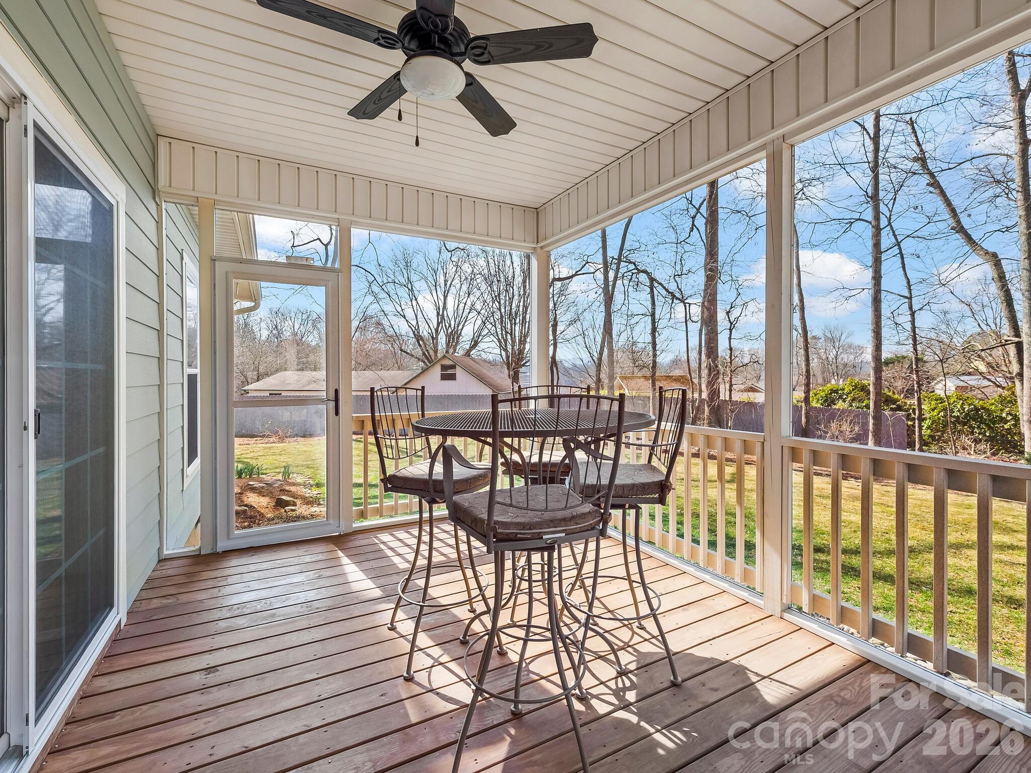 76 Ledgestone Drive Fairview NC 28730