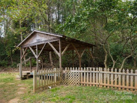 101 Heather Drive Asheville NC 28806