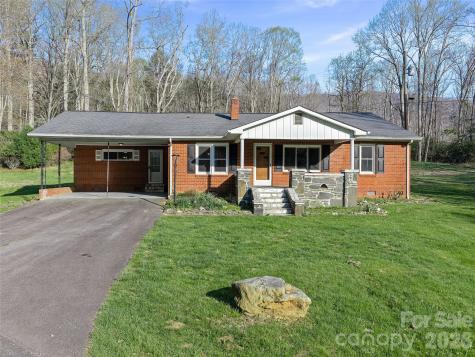 58 Possum Trot Road Bakersville NC 28705