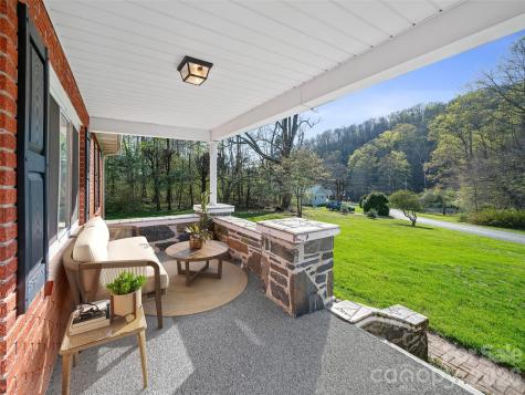 58 Possum Trot Road Bakersville NC 28705