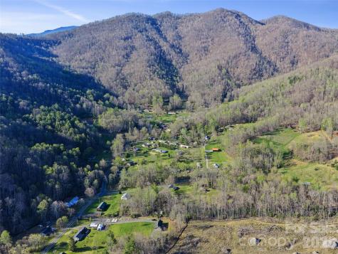 58 Possum Trot Road Bakersville NC 28705