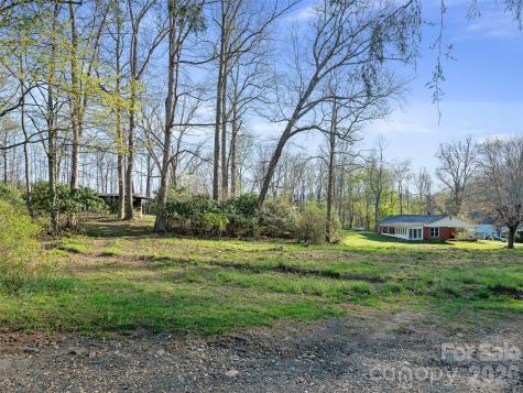 58 Possum Trot Road Bakersville NC 28705