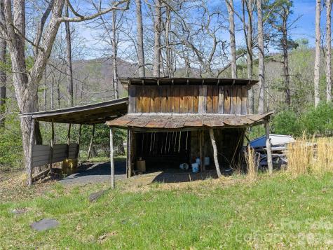 58 Possum Trot Road Bakersville NC 28705