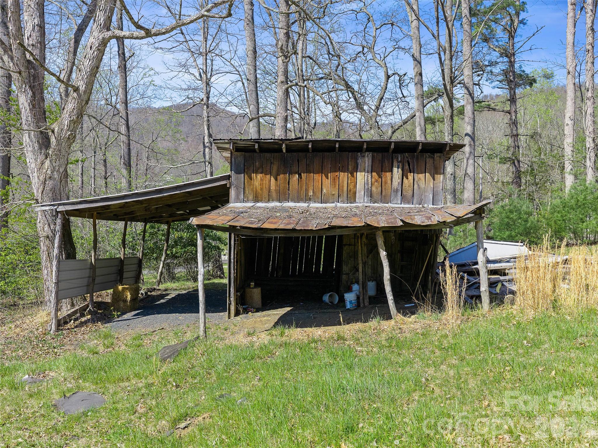 58 Possum Trot Road Bakersville NC 28705