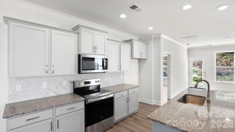 123 Sugg Trail Weaverville NC 28787