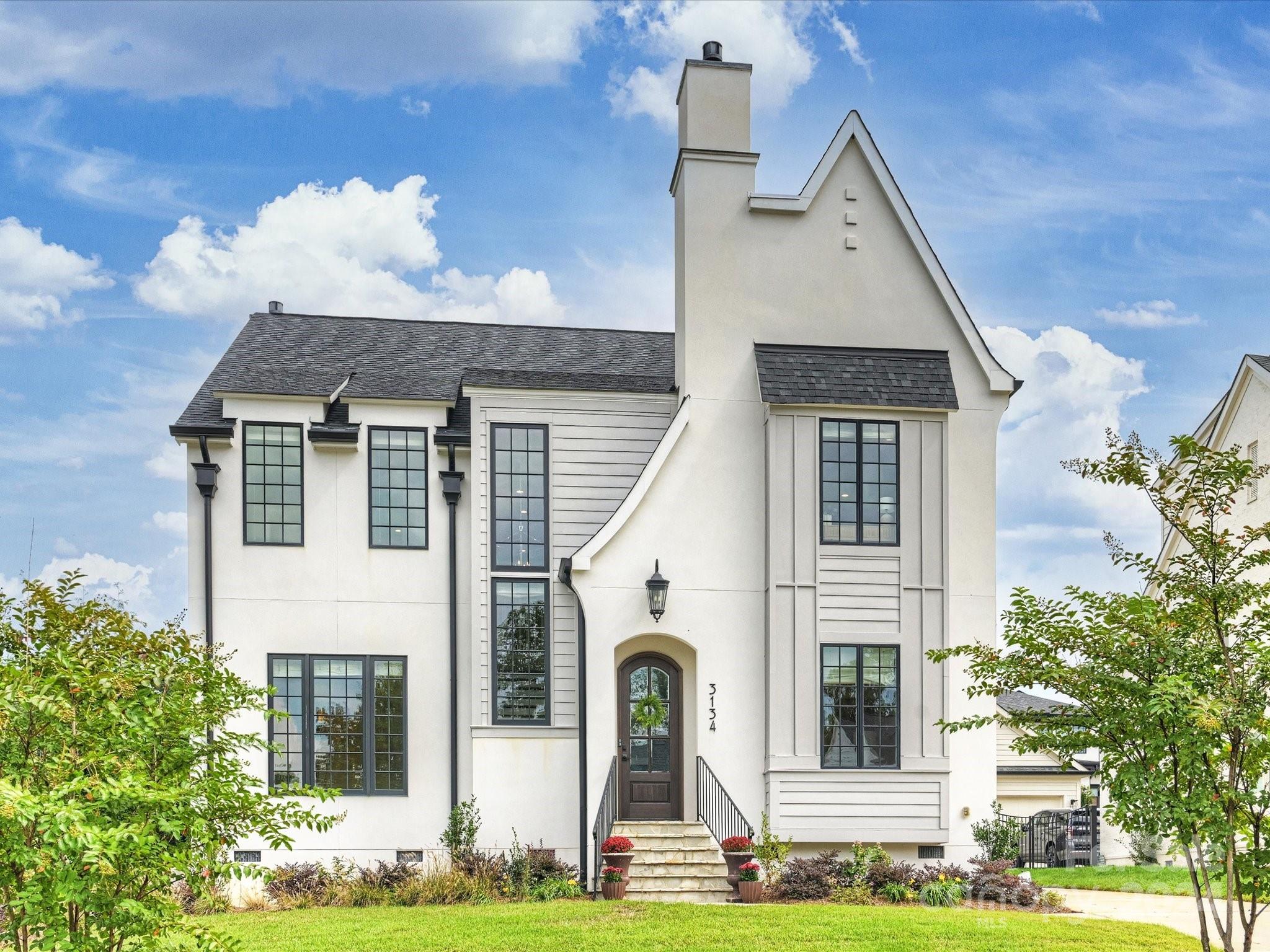 3134 Cramer Pond Drive Charlotte NC 28205