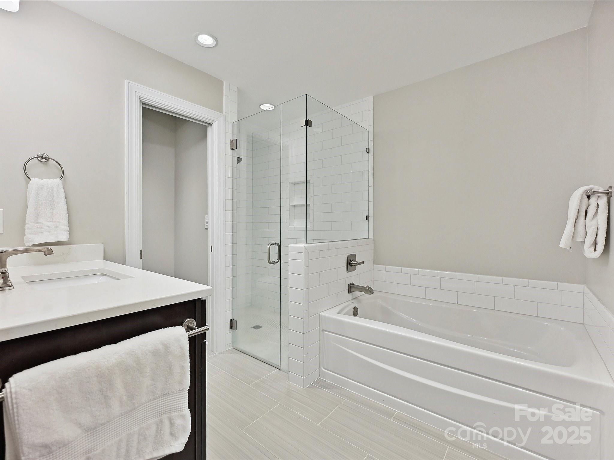 6647 Gaywind Drive Charlotte NC 28226