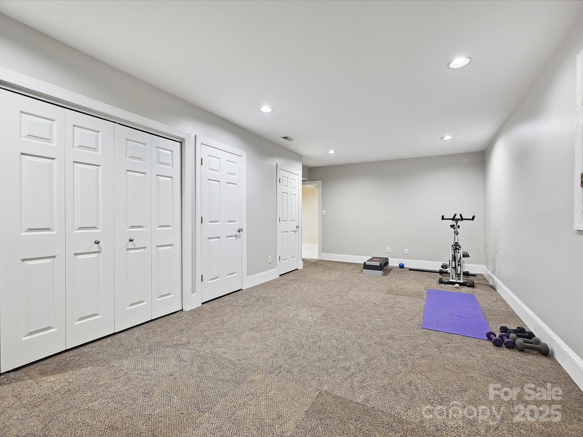 6647 Gaywind Drive Charlotte NC 28226