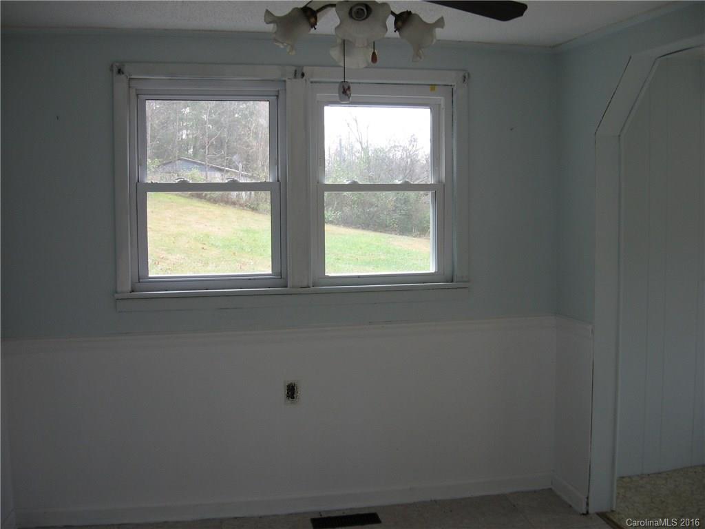 895 Bee Tree Road Swannanoa NC 28778