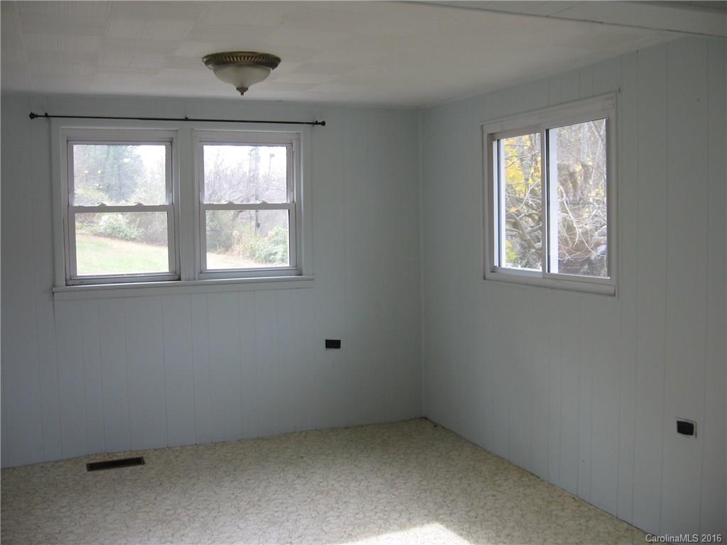 895 Bee Tree Road Swannanoa NC 28778