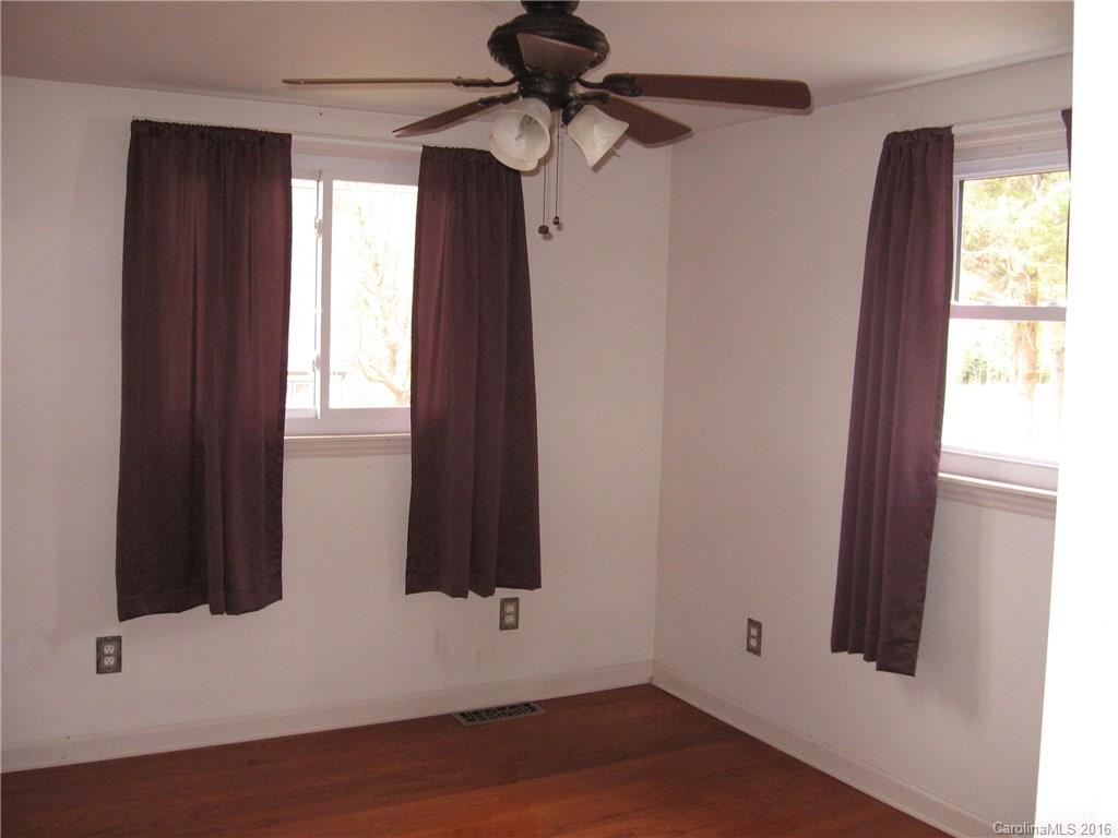895 Bee Tree Road Swannanoa NC 28778