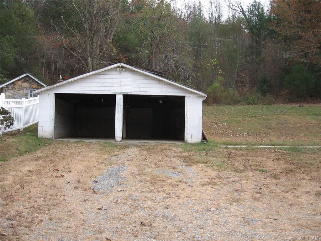 895 Bee Tree Road Swannanoa NC 28778