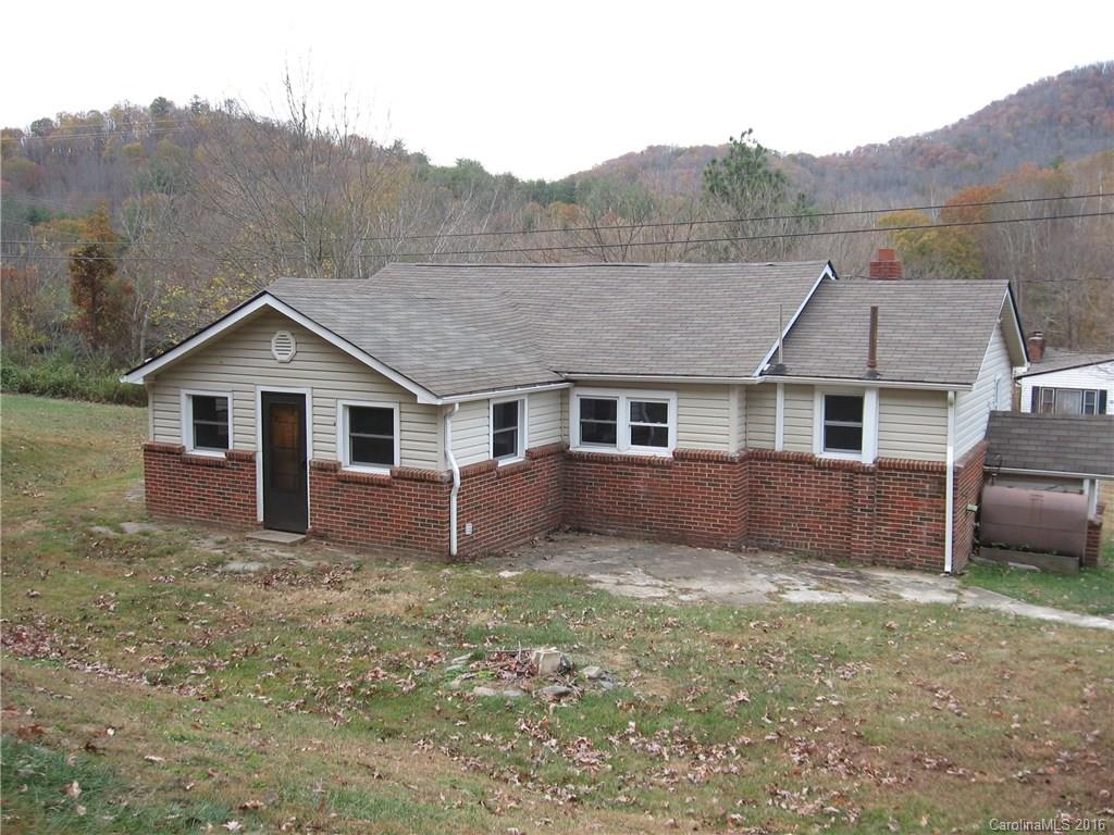 895 Bee Tree Road Swannanoa NC 28778