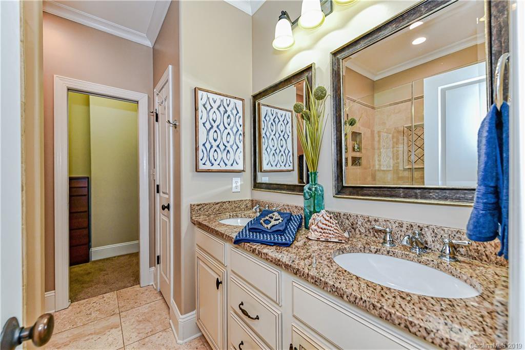 220 Scofield Road Charlotte NC 28209