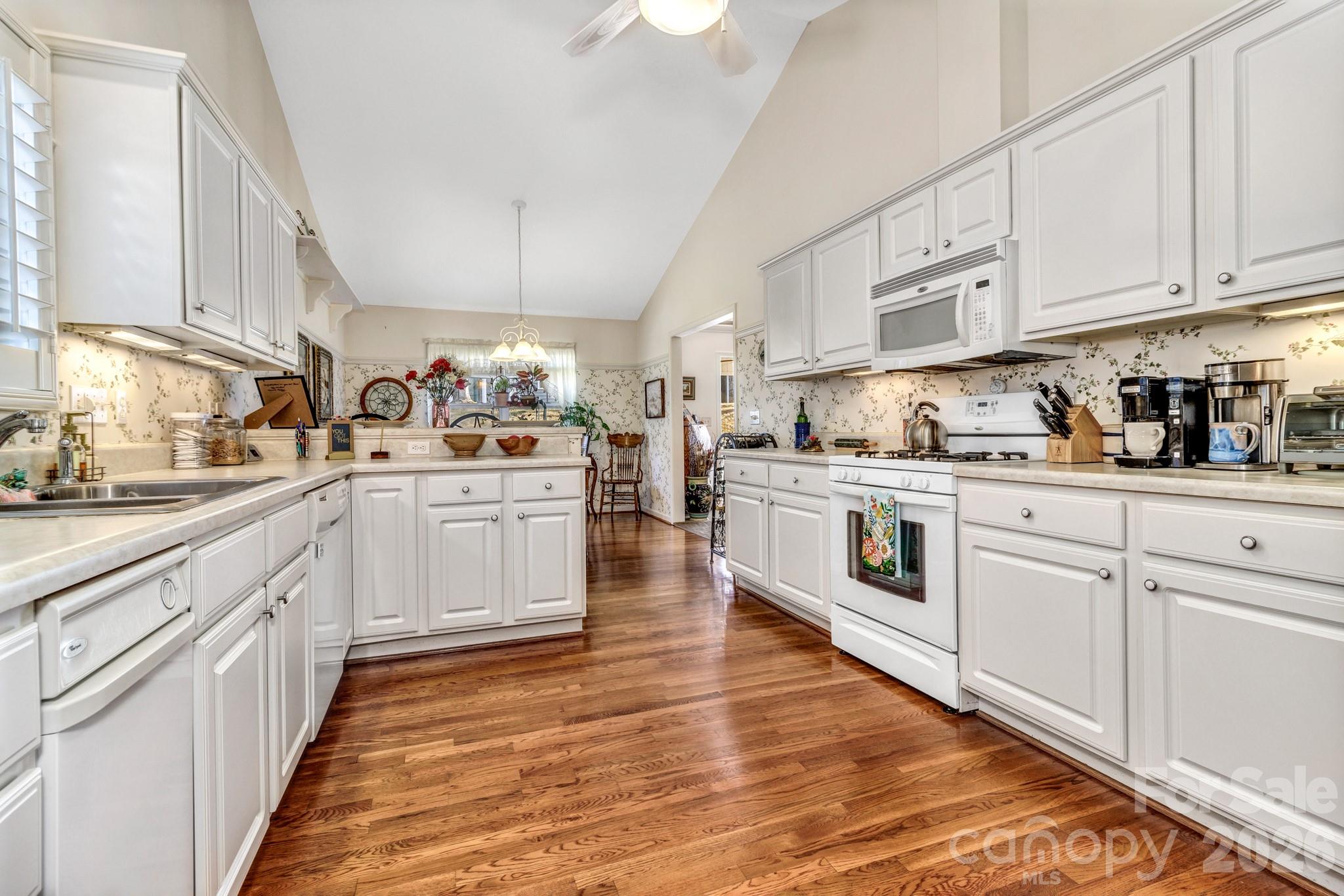 333 Charlestown Drive Hendersonville NC 28792