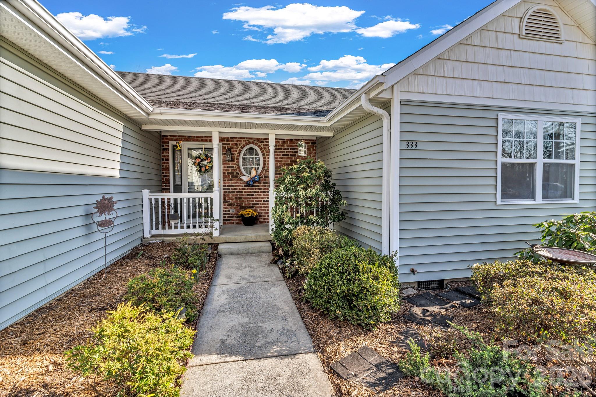 333 Charlestown Drive Hendersonville NC 28792