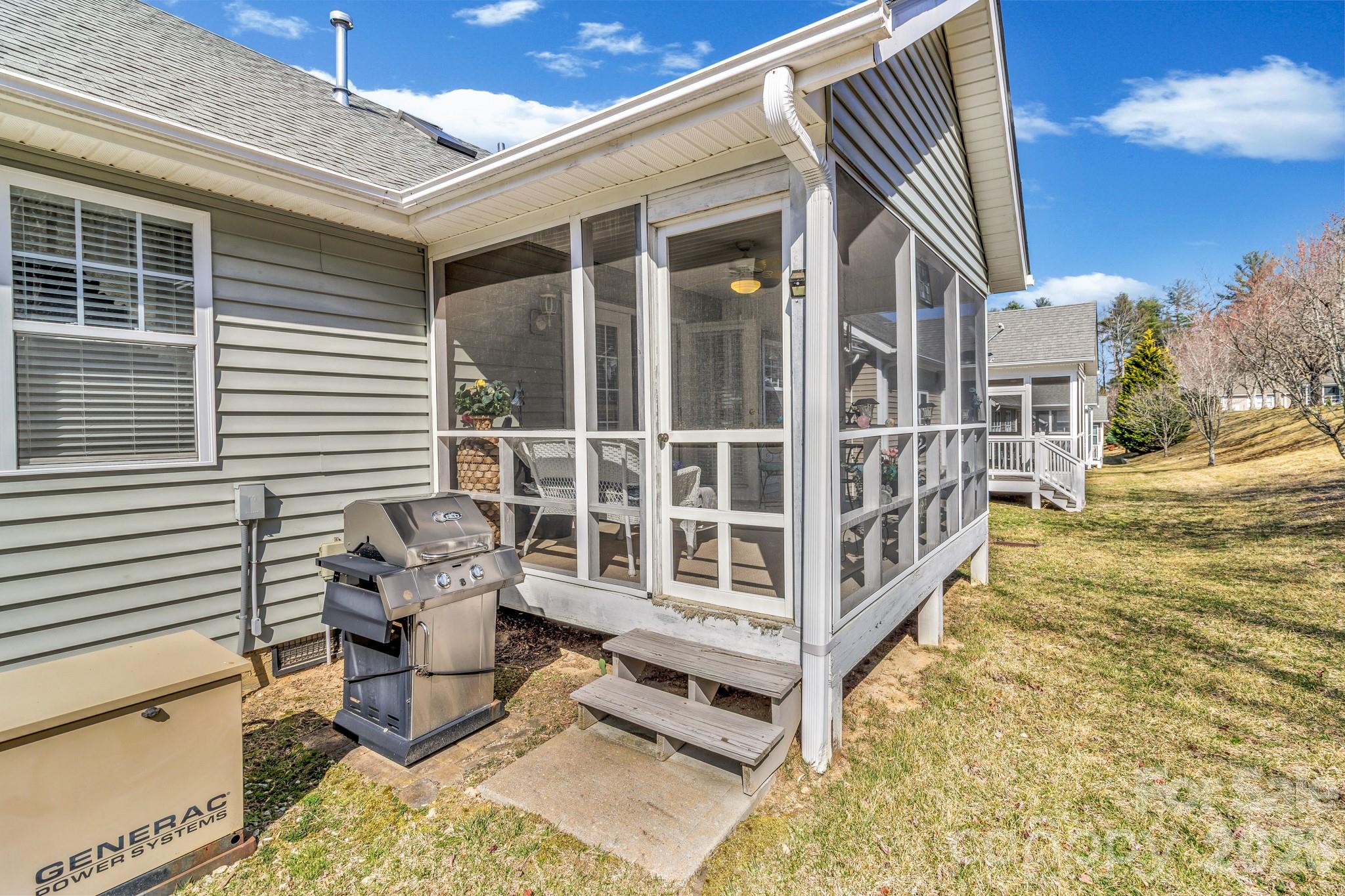 333 Charlestown Drive Hendersonville NC 28792
