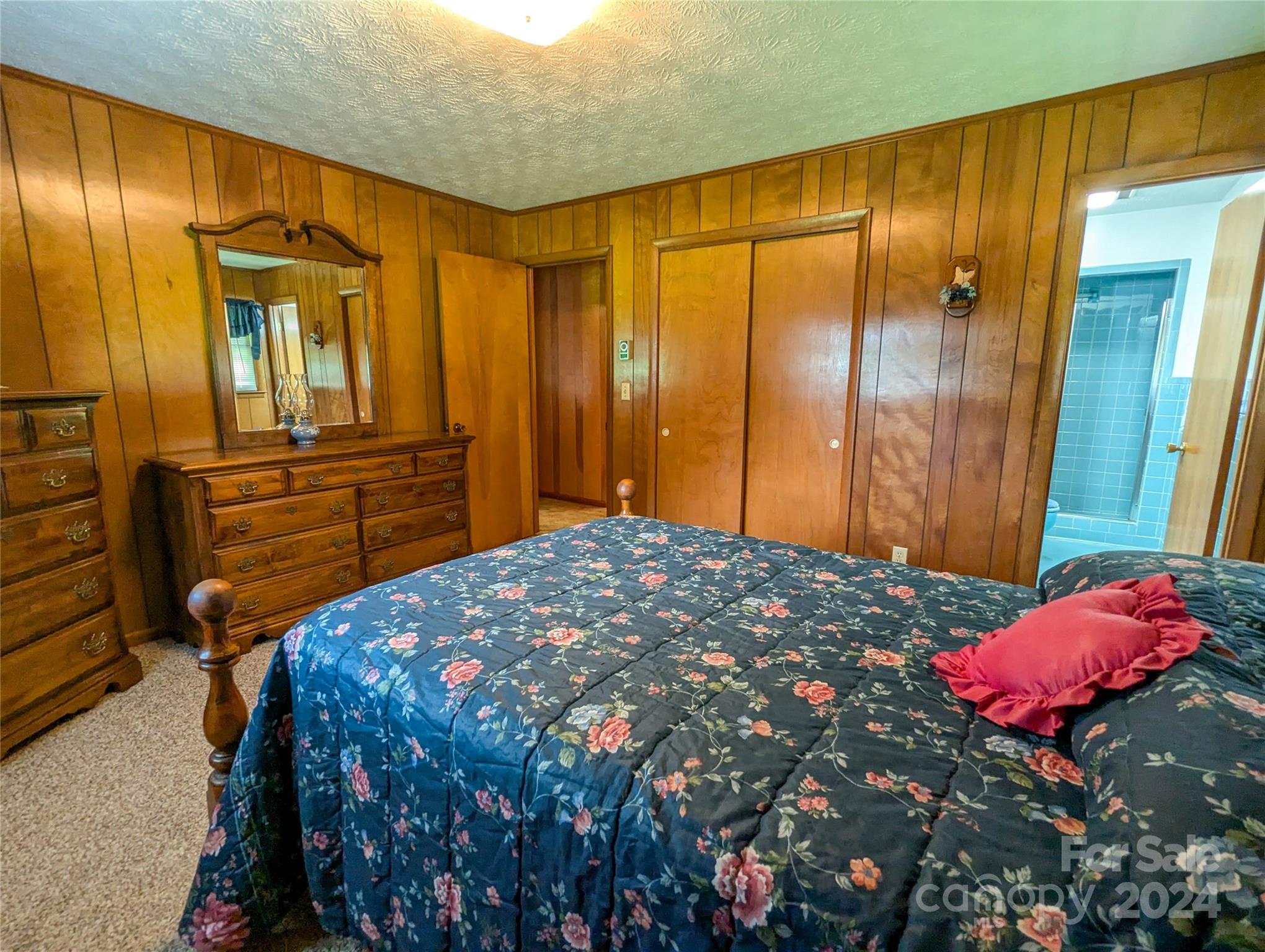 1524 Seven Mile Ridge Road Burnsville NC 28714