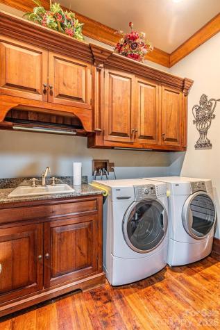 414 Trails End Bryson City NC 28713