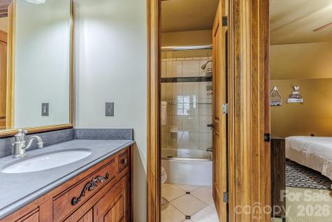 414 Trails End Bryson City NC 28713
