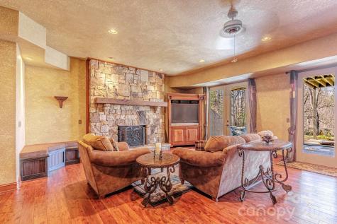 414 Trails End Bryson City NC 28713