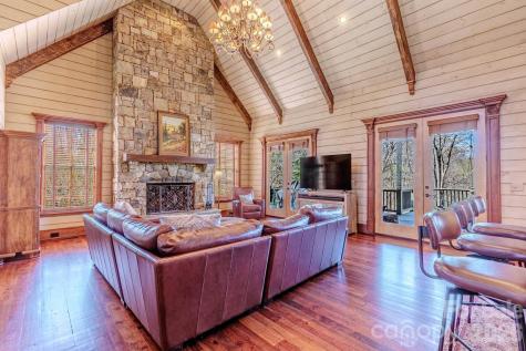 414 Trails End Bryson City NC 28713