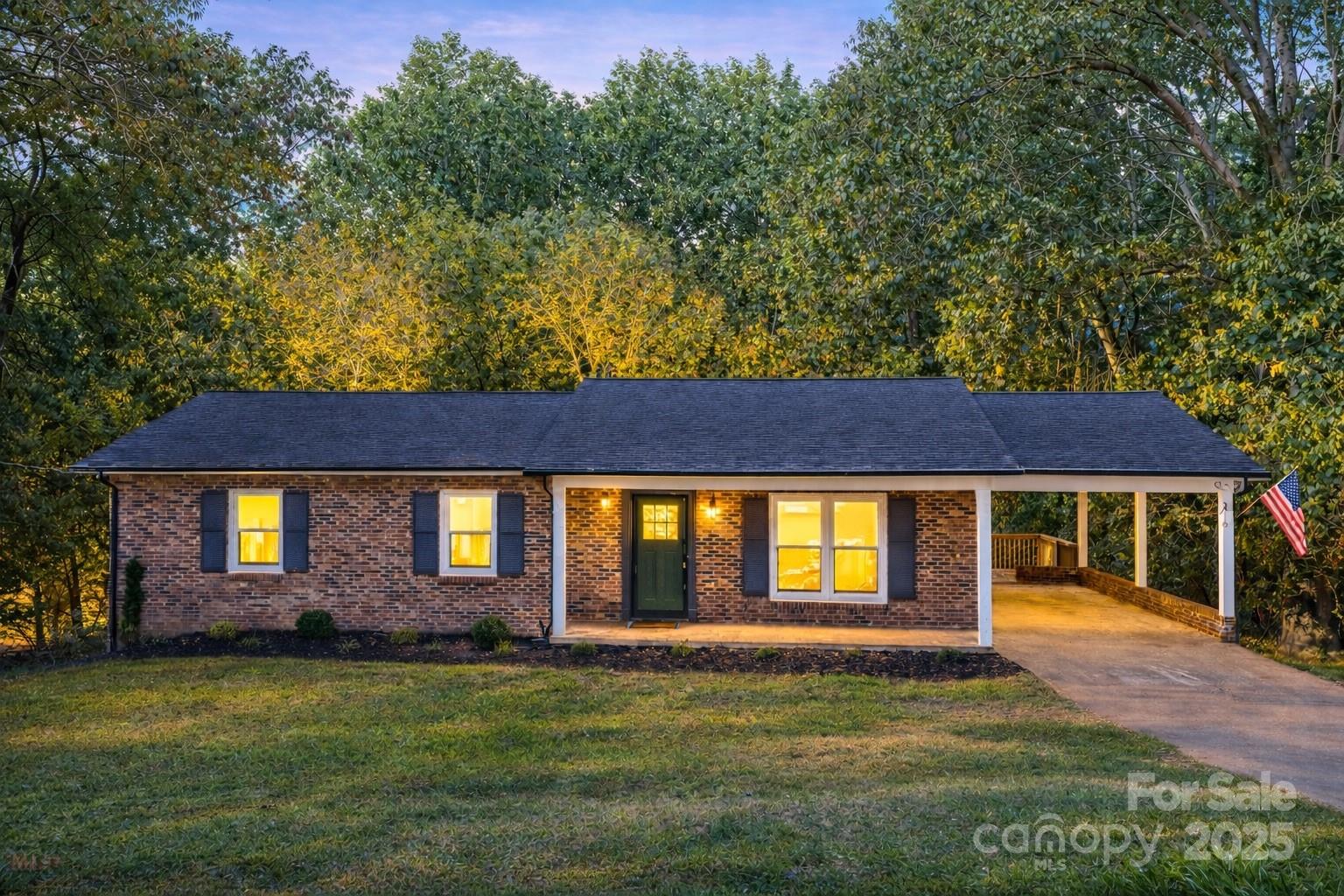 3515 12th Street Drive NE Hickory NC 28601