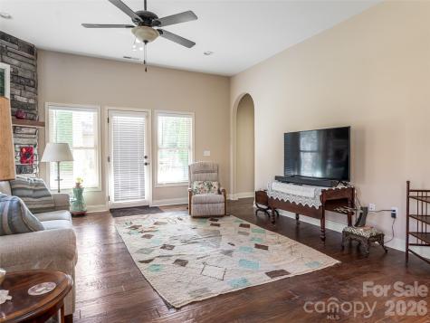 10 Pacifico Drive Asheville NC 28806