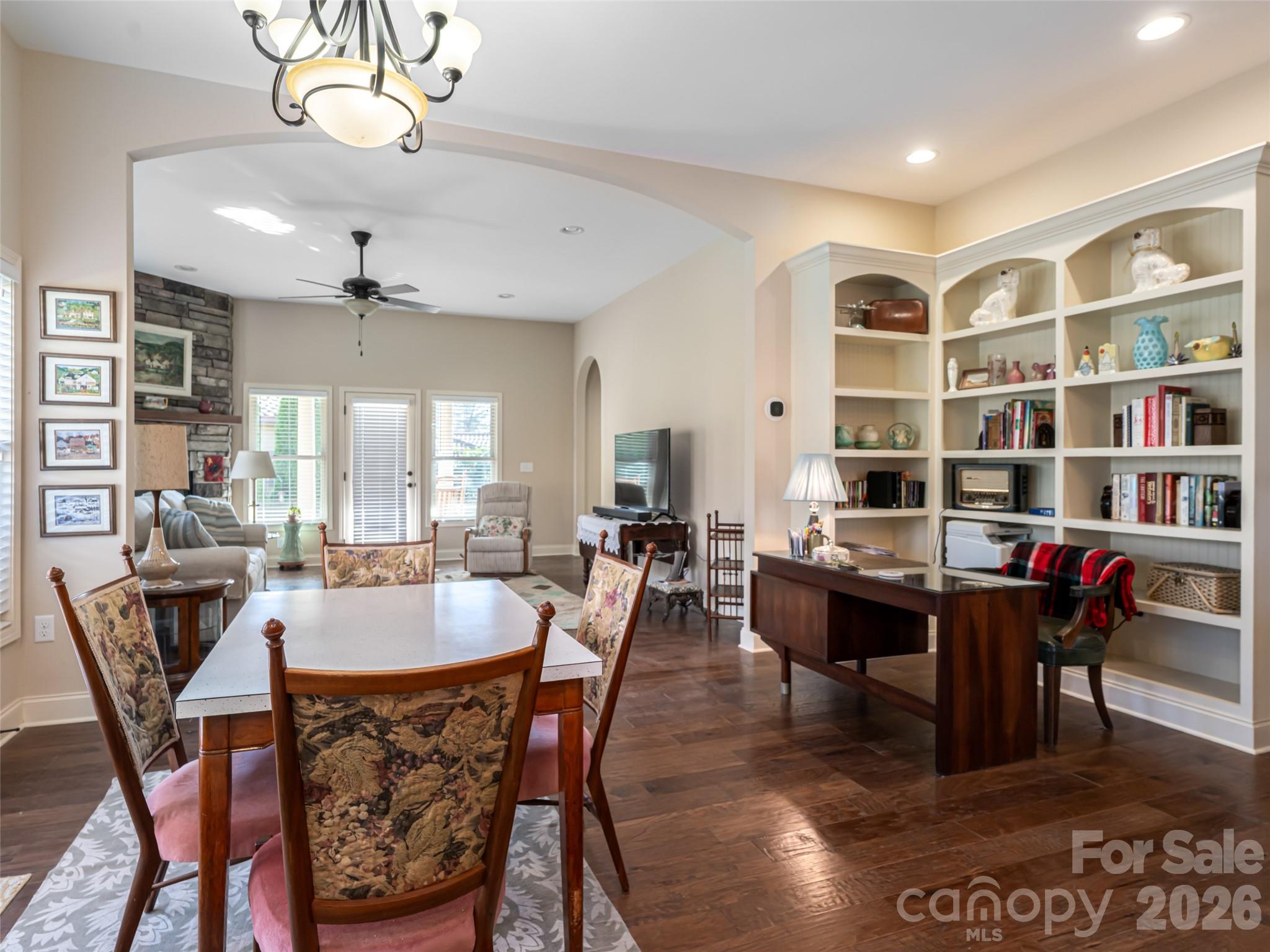 10 Pacifico Drive Asheville NC 28806