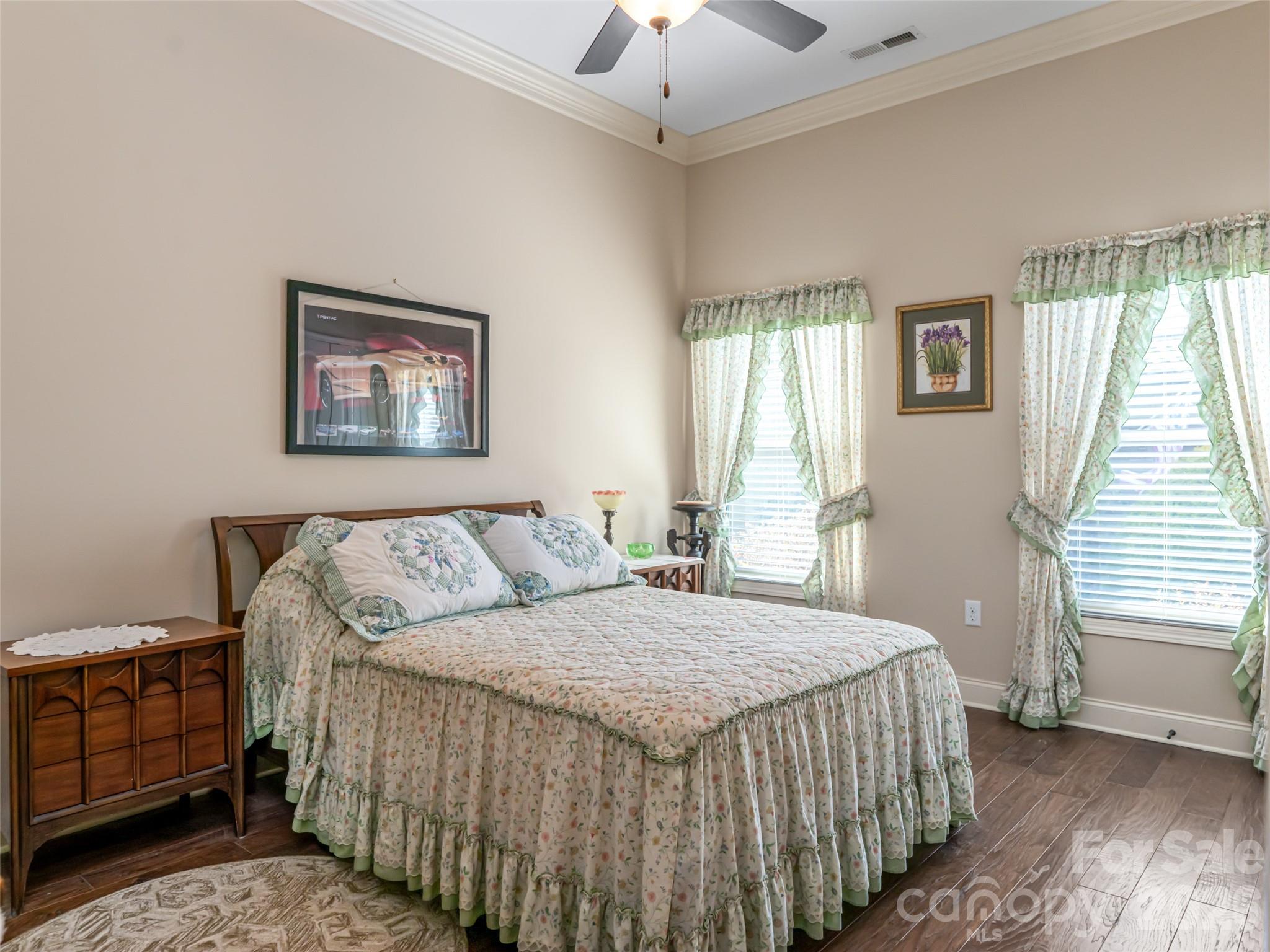 10 Pacifico Drive Asheville NC 28806