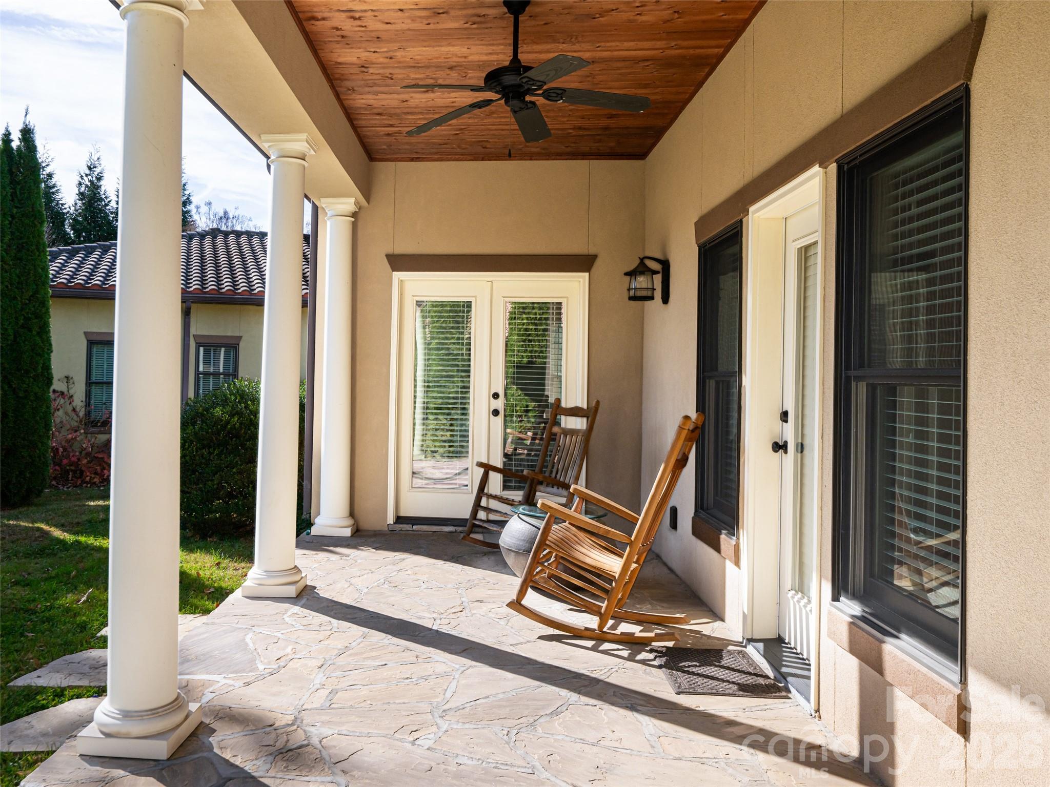 10 Pacifico Drive Asheville NC 28806