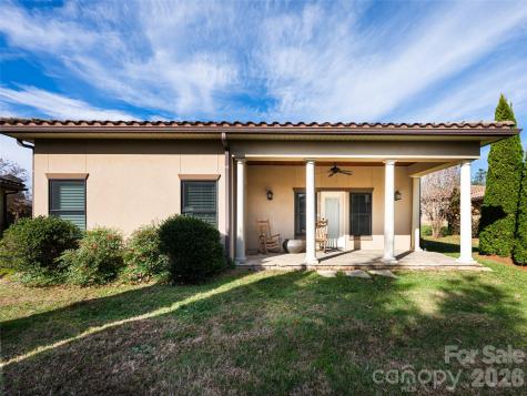 10 Pacifico Drive Asheville NC 28806