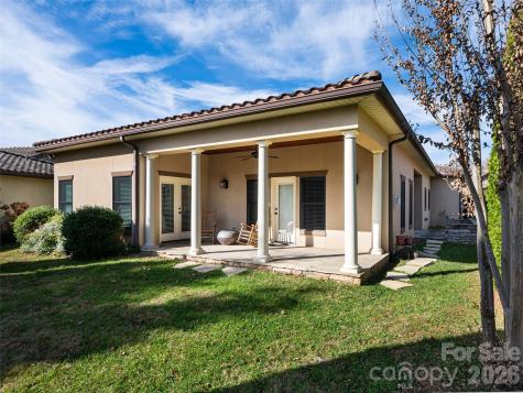 10 Pacifico Drive Asheville NC 28806