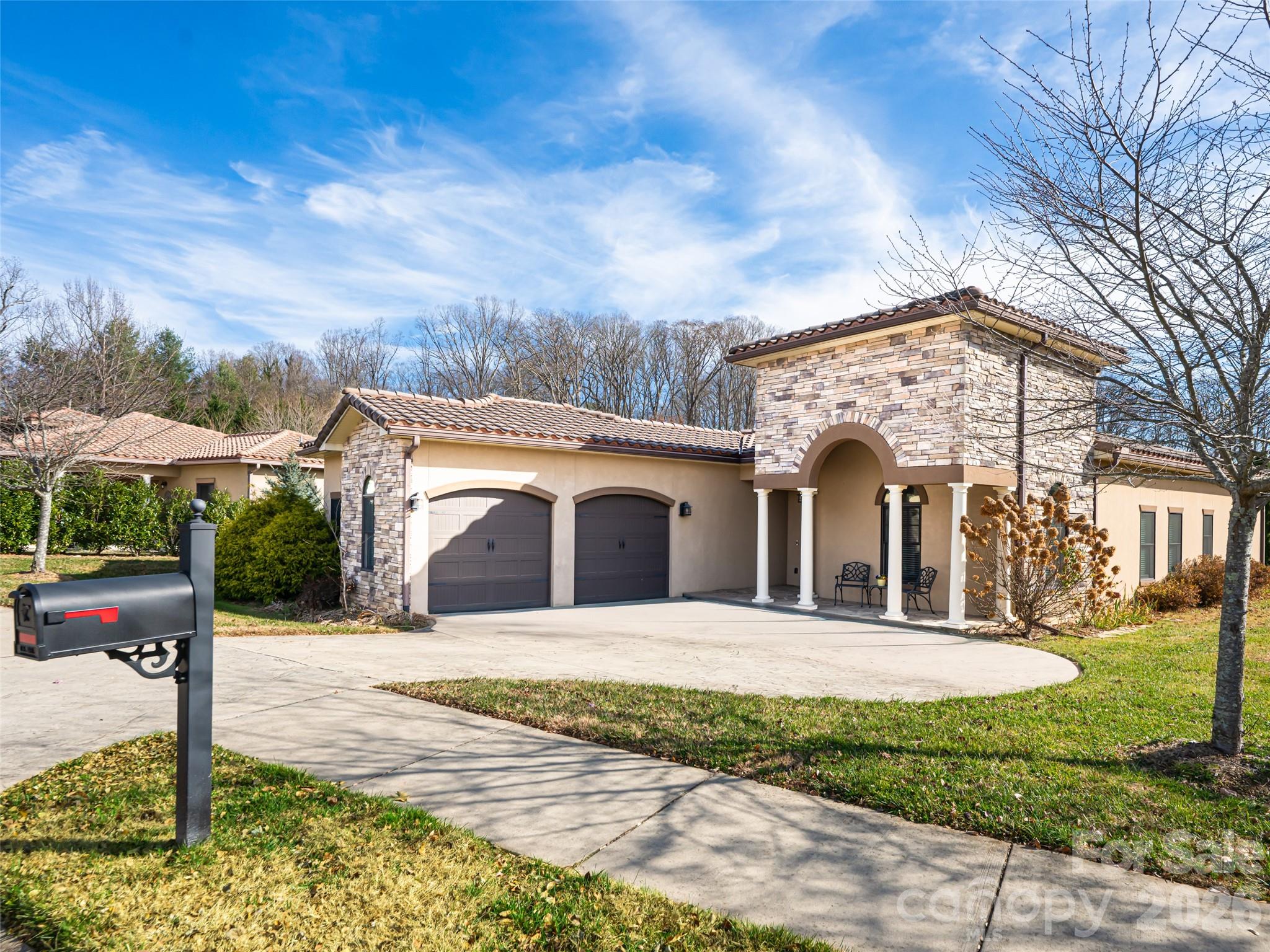 10 Pacifico Drive Asheville NC 28806