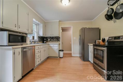 5 E Keesler Street Black Mountain NC 28711