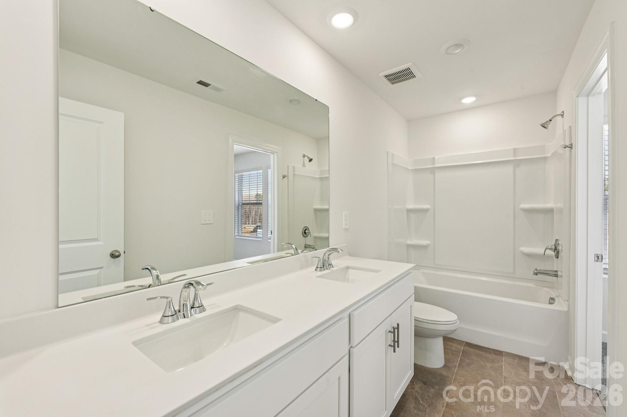 9036 Foggy Brook Loop Charlotte NC 28216