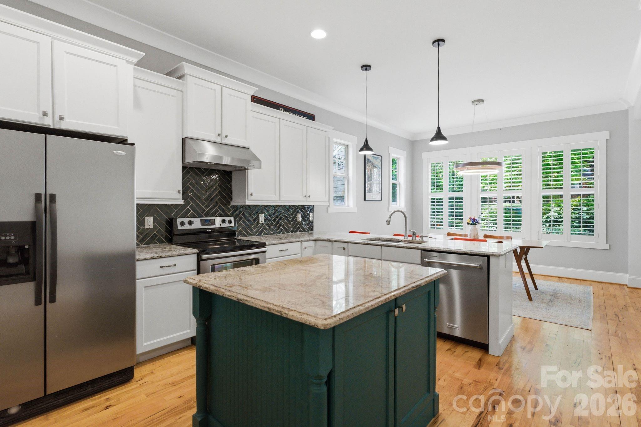 2724 Holt Street Charlotte NC 28205