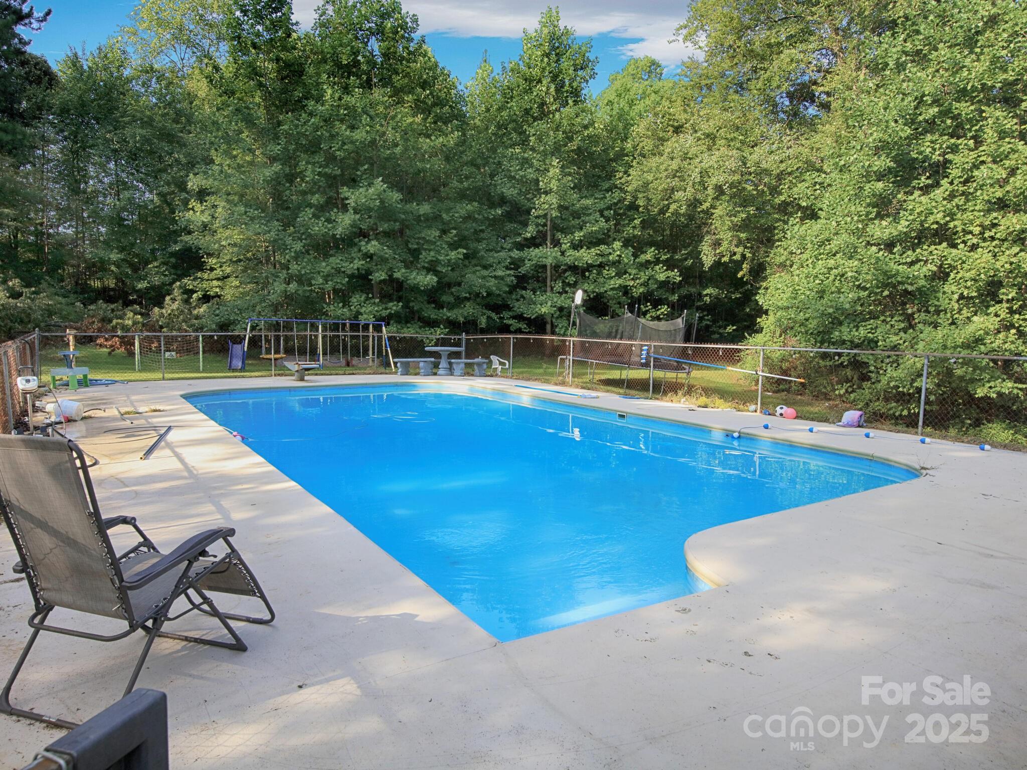 3119 Hickory Highway Statesville NC 28677