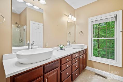 458 Bluemist Way Arden NC 28704