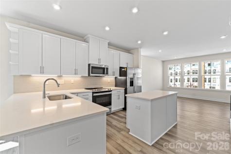 3645 S Tryon Street Charlotte NC 28217