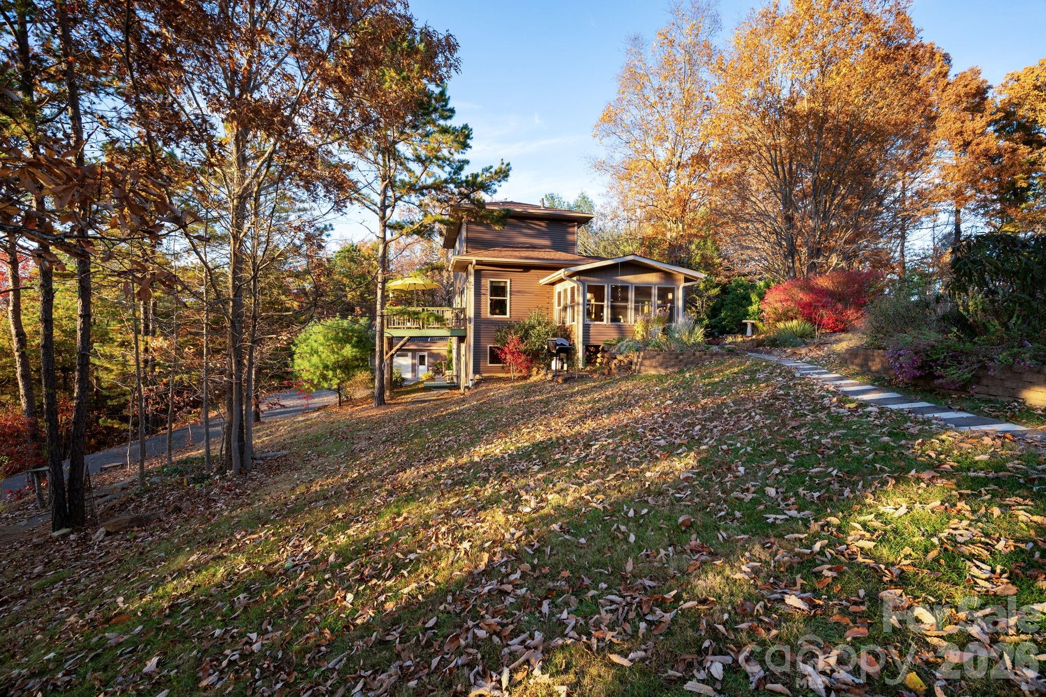 105 Avondale Heights Road Asheville NC 28803