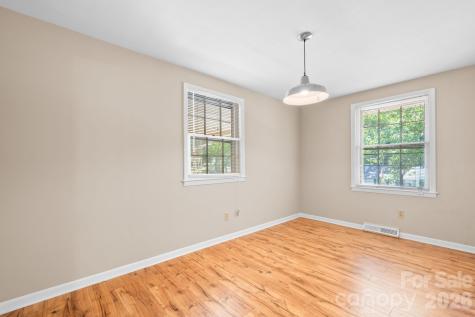 2010 12th Street Drive NW Hickory NC 28601