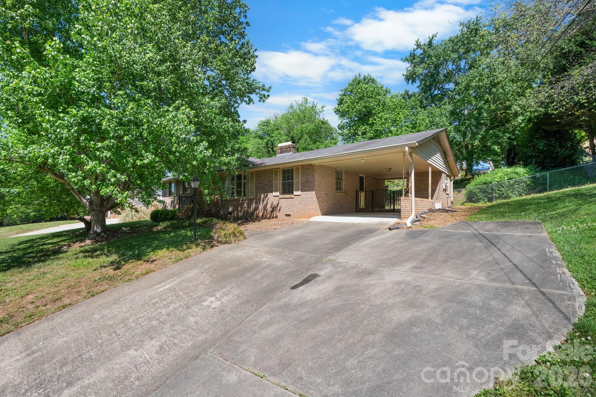 2010 12th Street Drive NW Hickory NC 28601