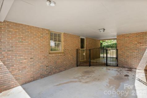2010 12th Street Drive NW Hickory NC 28601