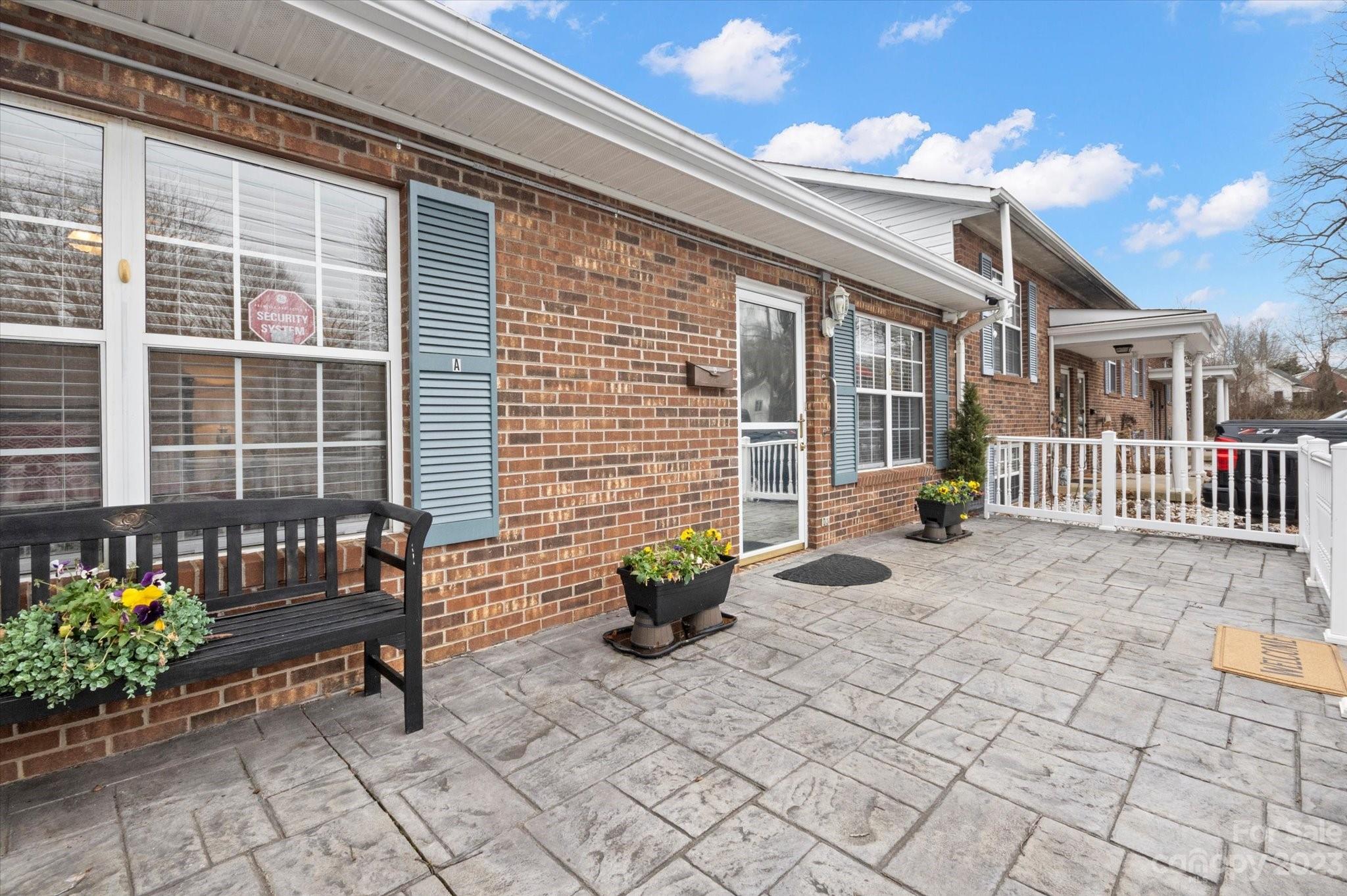 410 E Oak Street Marion NC 28752