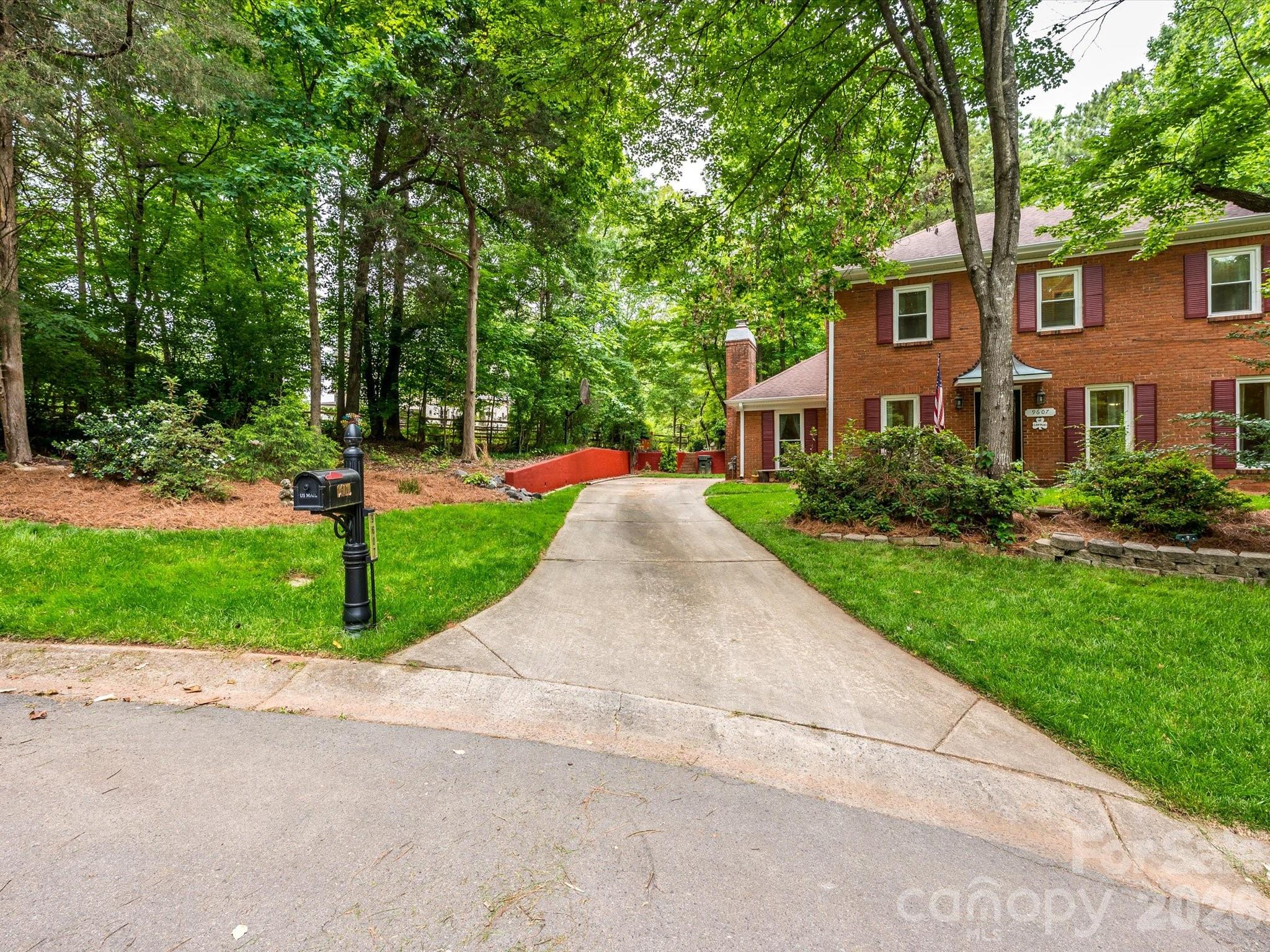 9607 Riddick Place Matthews NC 28105